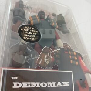 Team Fortress 2 Demoman Action Figure NEW – Bonus In-Game Code – Collectible